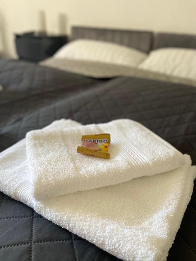City Studios Mit Garten In Elberfeld- Zentral - Nespresso - Netflix Wuppertal Extérieur photo
